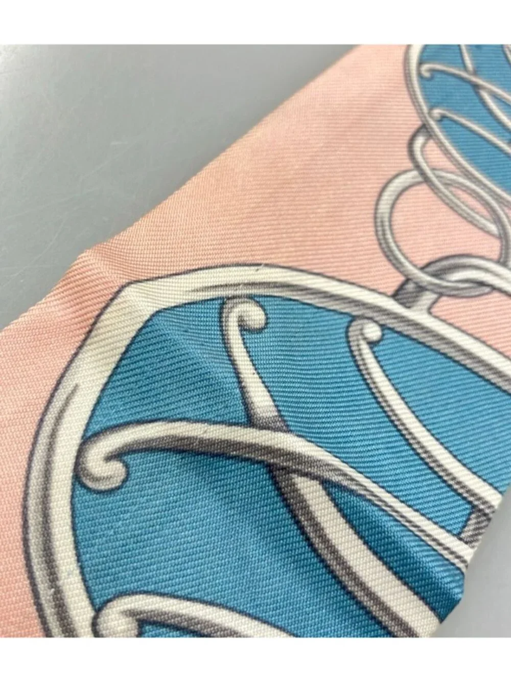 Hermes Twilly Scarf Lift Profile